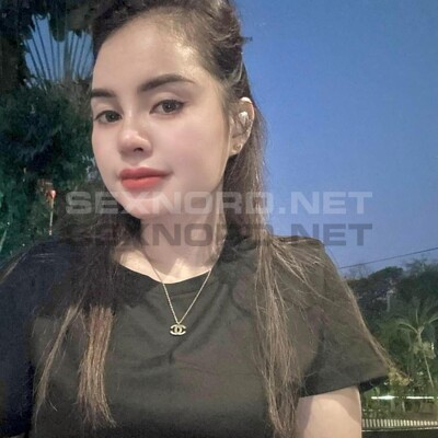 Modelle Linh Hoa, 32 aus Hamburg - Hamburg-Stellingen, Sag ich dir am Telefon
