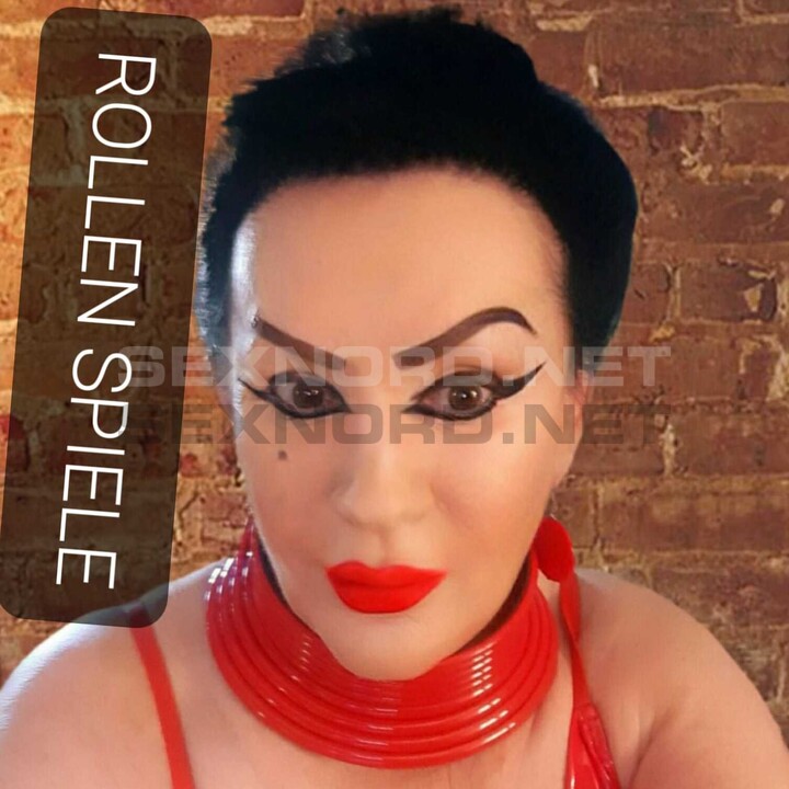 Bizarre Lady Sabrina-Büdelsdorf