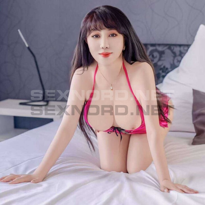 Av Lisa-Fair-Girls