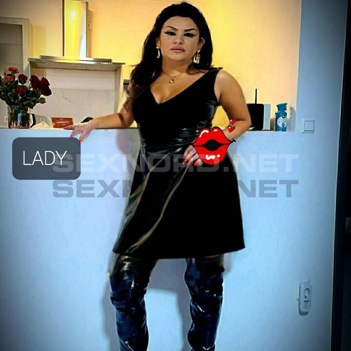 Bizarre Lady Sabrina-Büdelsdorf