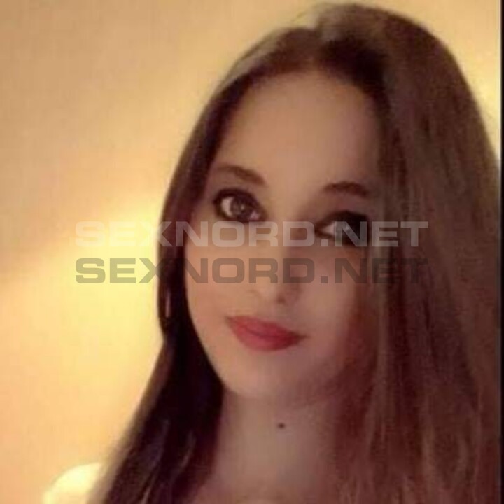 Skinny Jennifer-Rendsburg