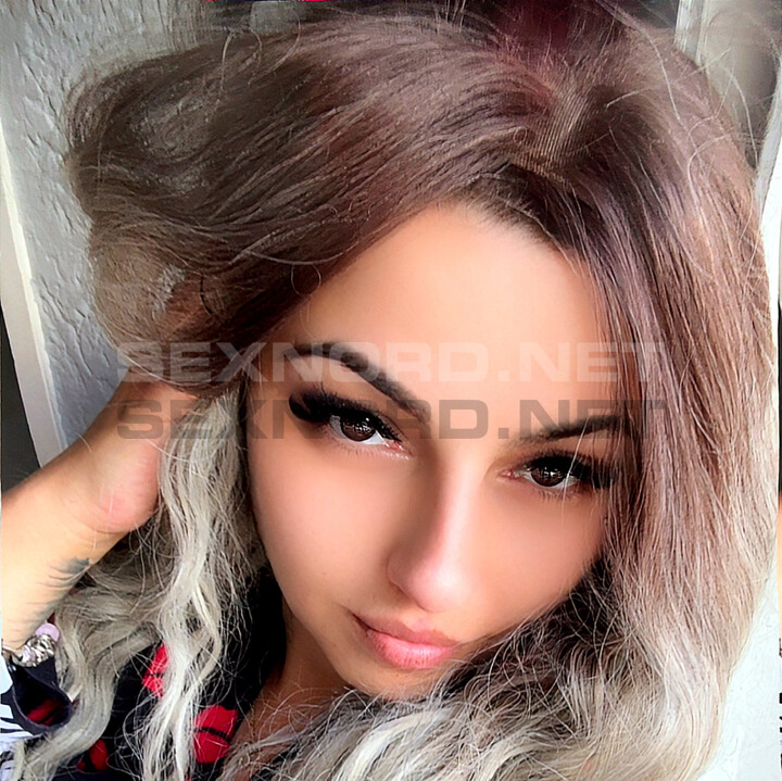 Sweet Carla-Leck