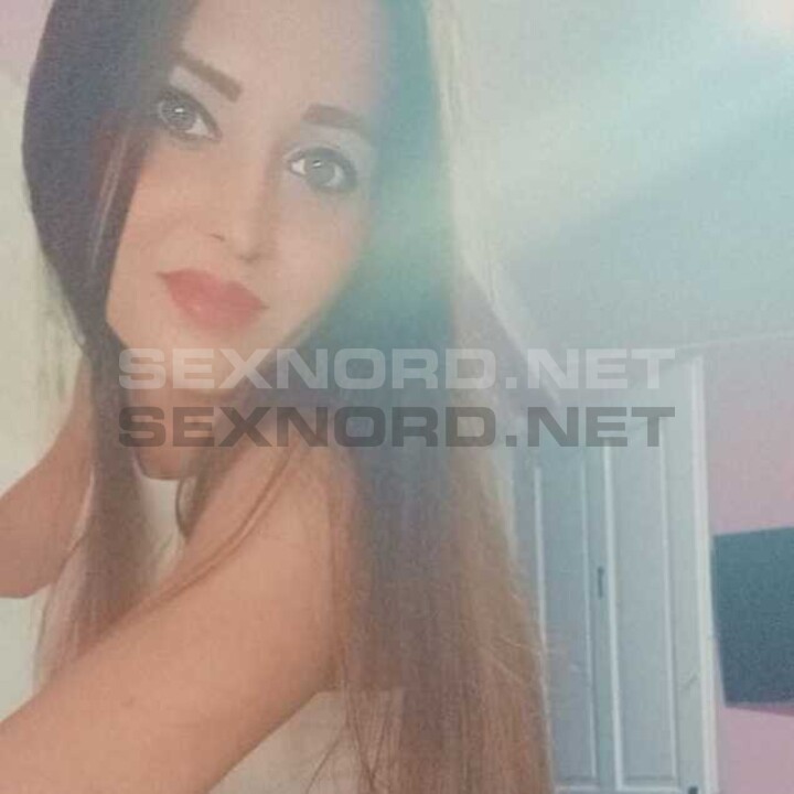 Skinny Jennifer-Rendsburg